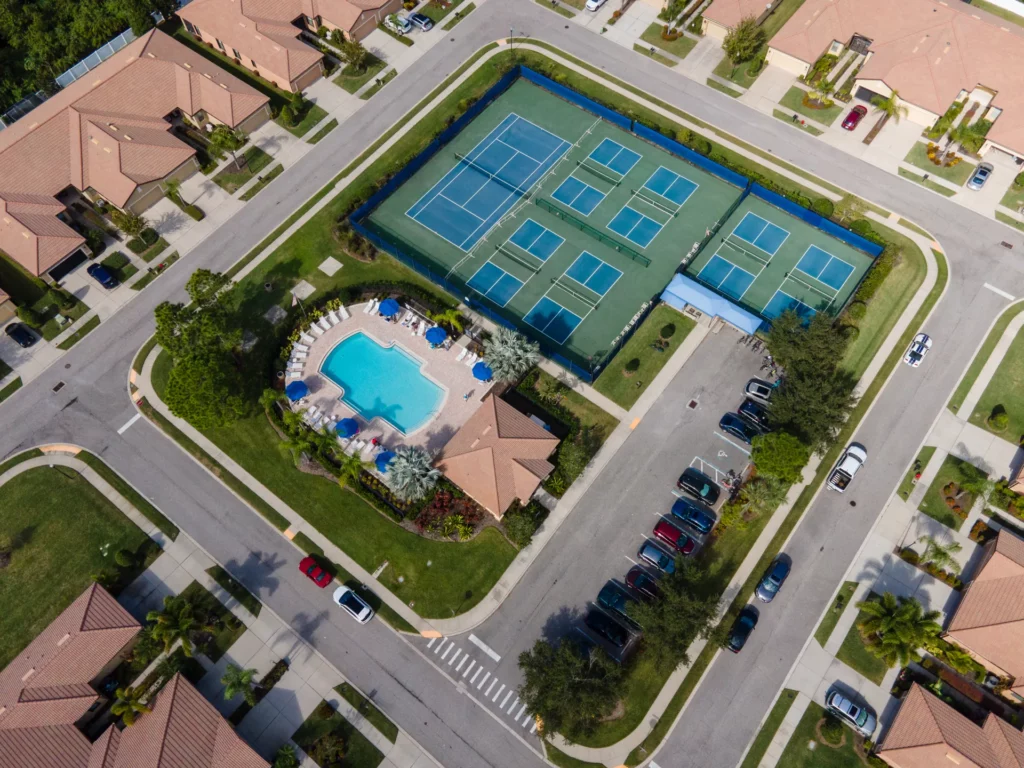 Aerial view of Southshore Falls homes and ponds